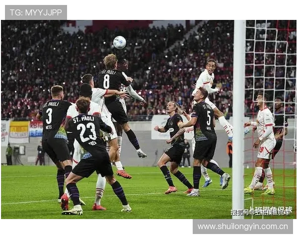 穆尼斯建功阿德莱德四球胜珀斯